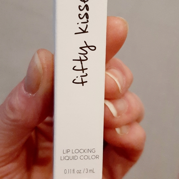 Laura Gellar Lip Color - Picture 6 of 11